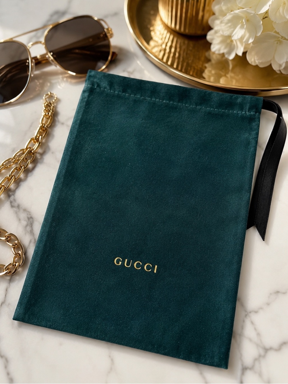 Authentic 💚 GUCCI Satin Green Drawstring Satchel